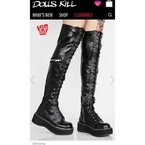 Demonia Overknee Platform Boots